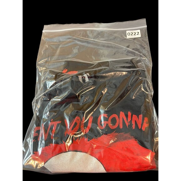 Halloween Stephen King IT Black Graphic With Face  Sz M Scary T-shirt - Picture 8 of 8